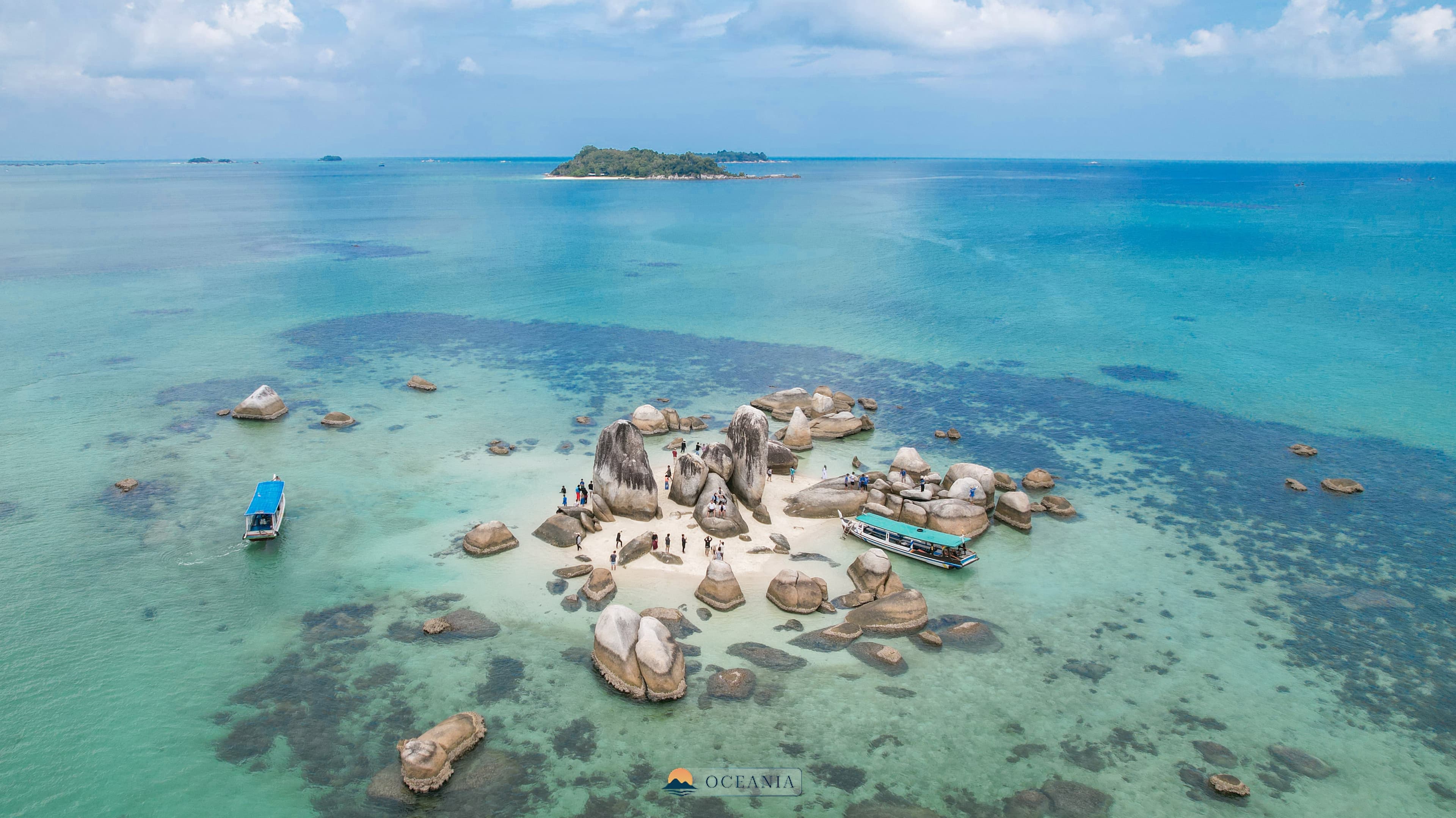 Pulau Batu Berlayar