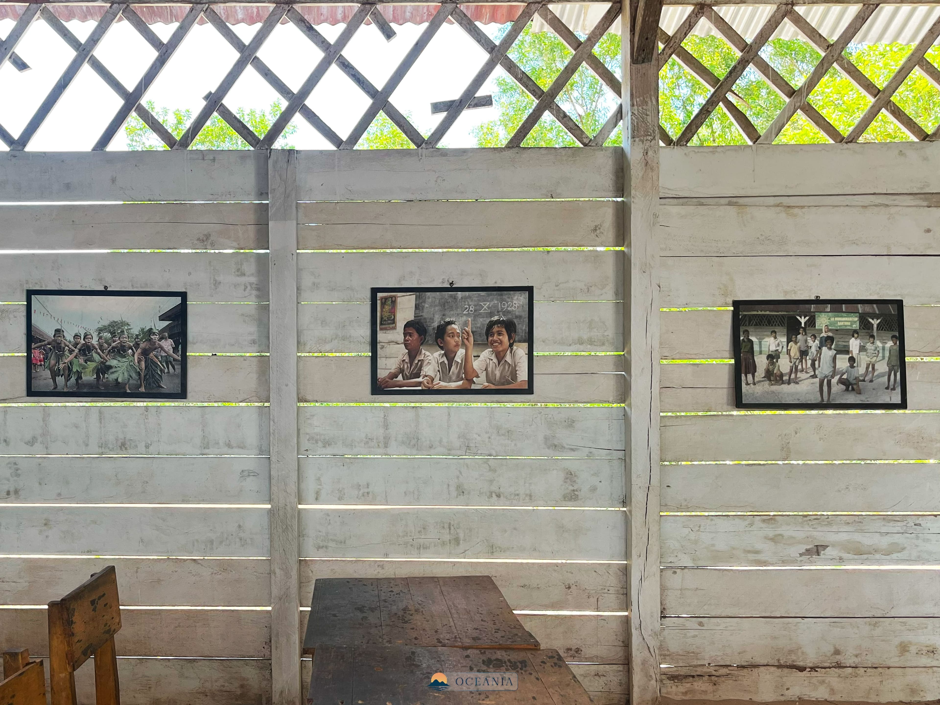 Replika SD Laskar Pelangi